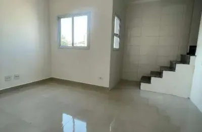 Cobertura frente com elevador 90 m², 1 suíte, 2 banheiros e garagem coberta.