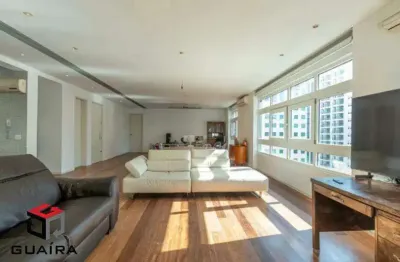 Apartamento 3 dormitórios em jardim paulista com 239m²