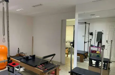 Sala comercial em pinheiros com 30m² (02 elevadores)