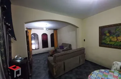Sobrado amplo com 168m² localizado no jardim marek em santo andré/sp.