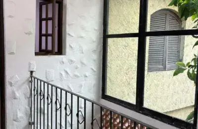 Casa com 3 quartos à venda na Rua Brasópolis, 69, Jardim Guarani, São Paulo