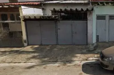 Terreno com casa com 2 quartos e 1 banheiro à venda, 100 m².