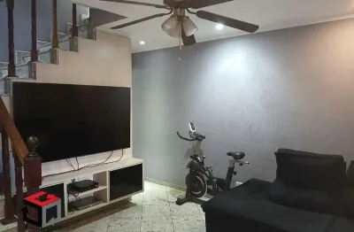 Excelente sobrado amplo com 240m² localizado no centro de diadema/sp.
