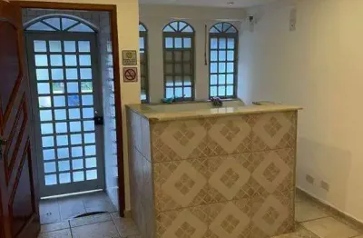 Prédio para alugar na Rua Santo André, 446, Vila Assunção, Santo André