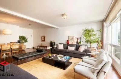 Apartamento 3 dormitórios em jardim paulista com 240m²
