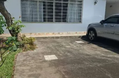 Casa térrea no brooklin - 3 quartos - 4 vagas - 553m²