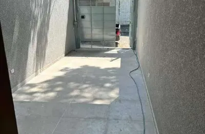 Sobrado residencial 3 dormitórios em jardim consórcio com 141m²