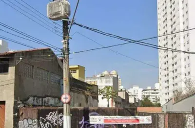 Terreno na vila mariana com duas saidas, 700 metros, 10 metros de frente.