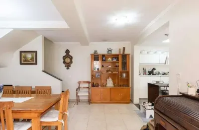 Casa com 3 quartos à venda na Rua Caxangá, 44, Bosque da Saúde, São Paulo