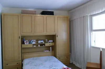 Casa com 2 quartos à venda na Rua Dona Augusta Gorgueira, 25, São Judas, São Paulo
