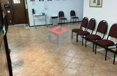 Sobrado com 450m² localizado no bairro de congonhas em são paulo - sp.
