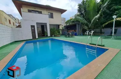 Casa ampla à venda com 752m² localizada no bairro pacaembu em são paulo.