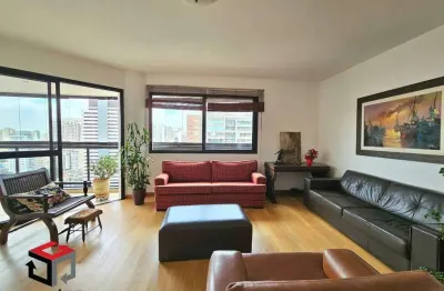 Excelente apartamento á venda com 173m²em perdizes.