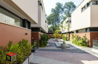 Casa em condomínio fechado à venda - 4 suítes - 04 vagas - 531m²