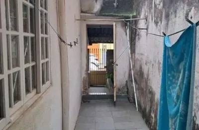 Casa à venda - 1 quarto - 1 banheiro, 1 vaga - 90m²