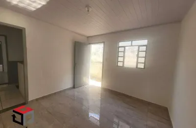 Casa para aluguel 2 quartos 1 vaga príncipe de gales - santo andré - sp