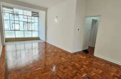 Apartamento reformado e espaçoso na barra funda – são paulo