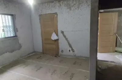 Casa com 2 quartos à venda na Travessa João Dino Brasizza, 104, Vila Alice, Santo André