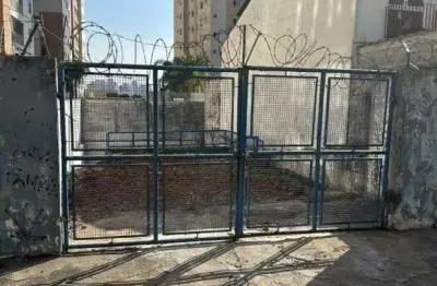 Terreno à venda na Rua Assungui, 816, Vila Gumercindo, São Paulo