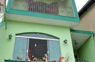 Sobrado à venda 4 quartos 2 suítes 3 vagas Pinheirinho - Santo André - SP