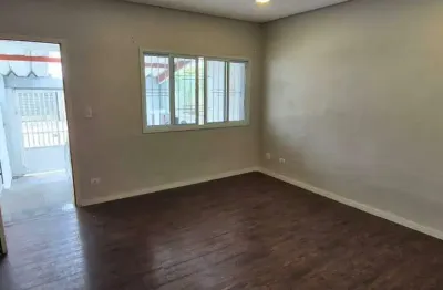 Casa com 2 quartos para alugar na Rua Oito de Abril, 61, Vila Assunção, Santo André