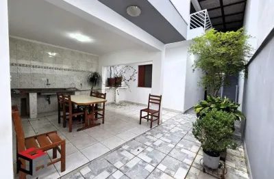 Casa com 3 quartos à venda na Rua Rio Preto, 440, Vila Valparaíso, Santo André