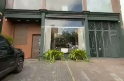 Barracão / Galpão / Depósito para alugar na Avenida Atlântica, 733, Vila Valparaíso, Santo André