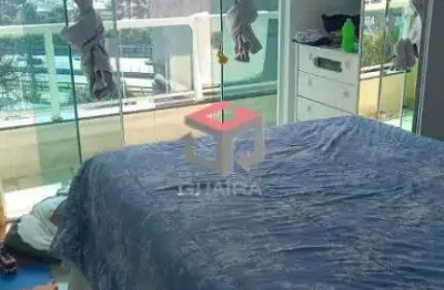 Lindo sobrado ensolarado, reformado, com armários e quintal amplo!