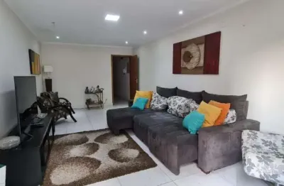 Casa à venda com 380 m² localizado no bairro campestre em santo andré.