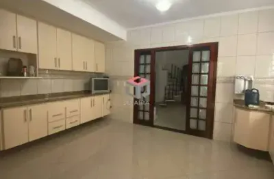 Sobrado com 256 m² localizado no bairro nova petrópolis são bernardo do campo - sp