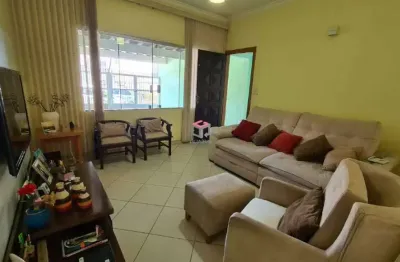 Casa com 2 quartos à venda na Rua Pinheiro Machado, 170, Vila Scarpelli, Santo André