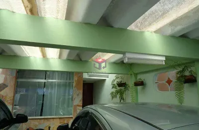 Sobrado com 200m² localizado no jardim em santo andré- sp.