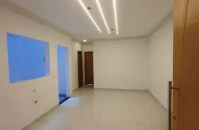 Apto com 36m² sem cond. com elevador, localizado no jardim stella em santo andré.