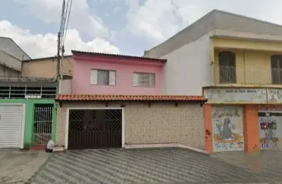 Sobrado com 158 m² localizado no jardim do estádio em santo andré.