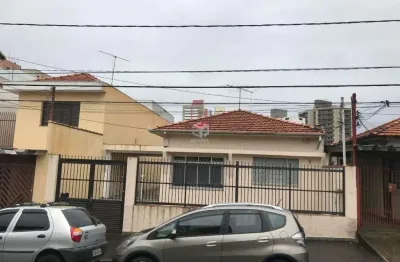 Casa em terreno 10 x 40m localizado na vila assunção em santo andré/sp.