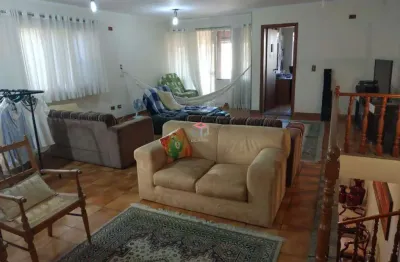 Casa com 400m² localizado no bairro santa terezinha em são bernardo do campo- sp.