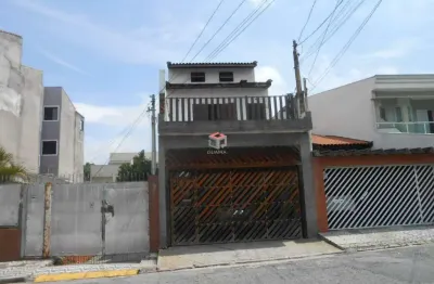 Sobrado de 361m² 4 quartos,1 suíte, ampla sala, ótima copa e cozinha, 3 vagas cobertas.