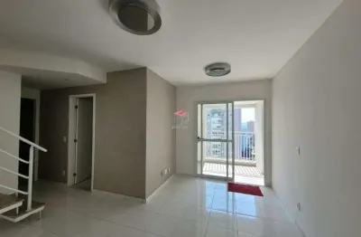 Cobertura duplex com 136m² localizada no centro de são caetano do sul/sp.