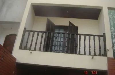 Sobrado com 161 m² localizado no bairro campestre em santo andré/sp.