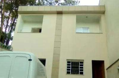 Sobrado com 110m² localizado no jardim las vegas em santo andré - sp.