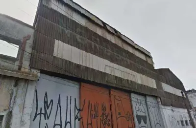 Galpão com total de 8.500 m² localizado no bairro campestre em santo andré/sp.
