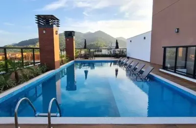 Apartamento alto padrão à venda com 1 suíte, varanda gourmet e piscina.