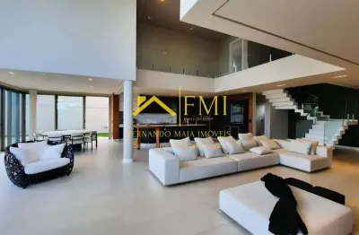 Casa de 480m², 3 suítes e piscina no alphaville ii urbanova