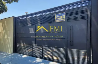 Casa com 3 dorm, área gourmet e quintal gramado (bairro vista verde)