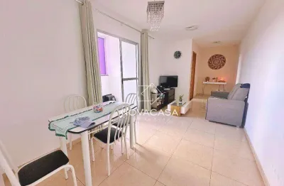 Apartamento com 3 quartos, suíte, varanda e 2 vagas.