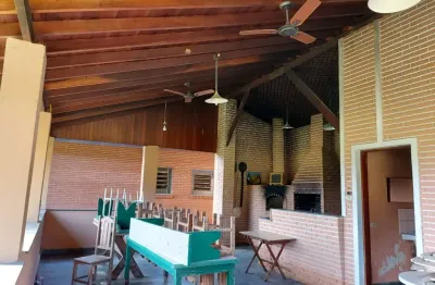 Sitio a venda em mogi das cruzes, com mina de água e ótima localização