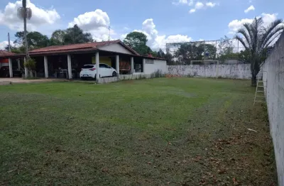 Chácara a venda em suzano, com ótima topografia e localização.