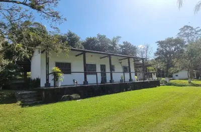 Sitio a venda em suzano, com ótima localização em topografia