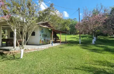 Sitio a venda em suzano, com ótima localização em topografia
