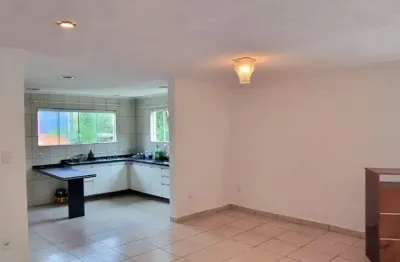 Casa a venda em condomínio em suzano, com excelente infraestrutura